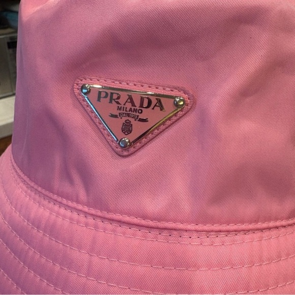 Prada Pink Nylon Bucket Hat Size Medium New w Tags Authentic - Picture 1 of 9